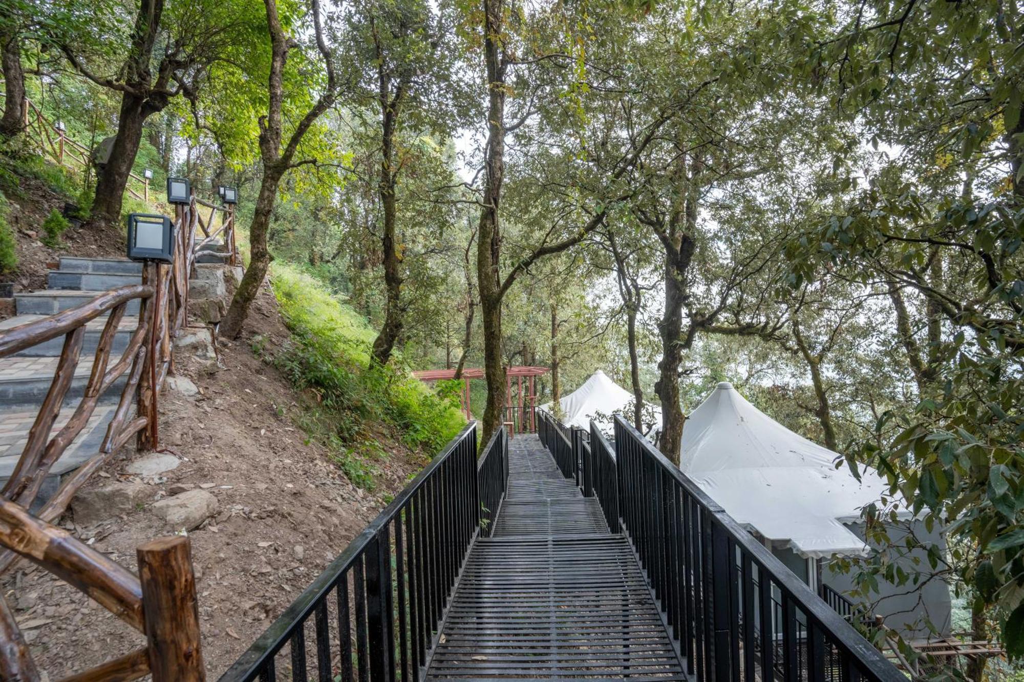 The Whispering Oaks Otel Nainital Dış mekan fotoğraf