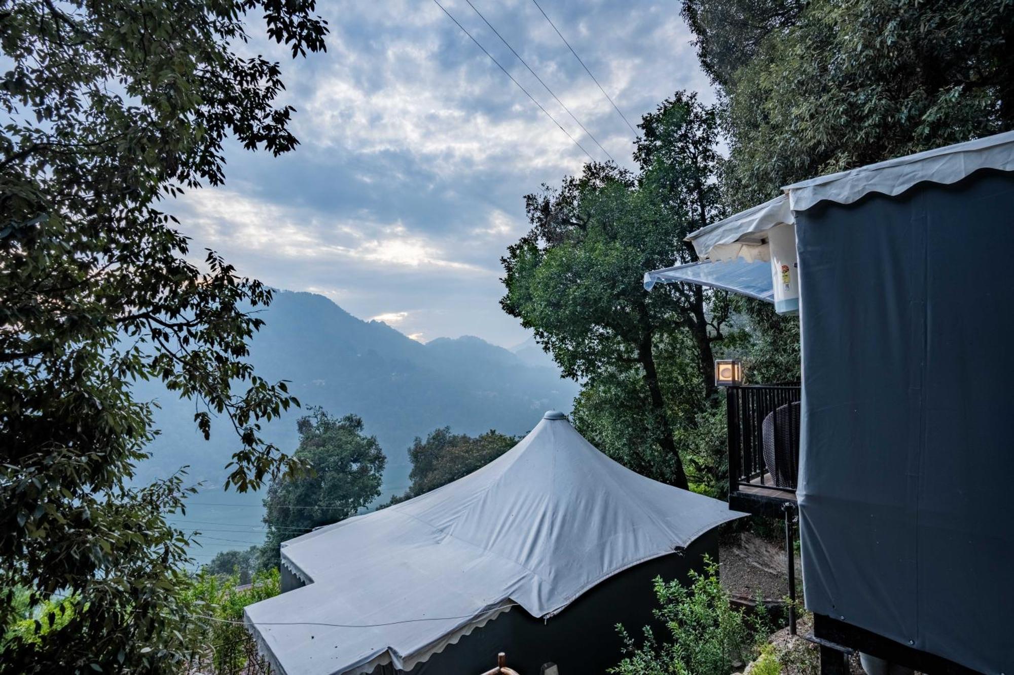 The Whispering Oaks Otel Nainital Dış mekan fotoğraf